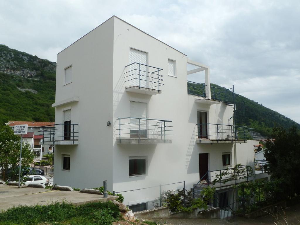 Апартаменти White Terraces
